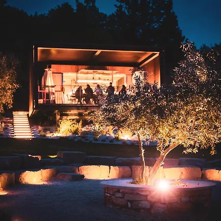 Palare Campo de lujo Montone (Umbria)